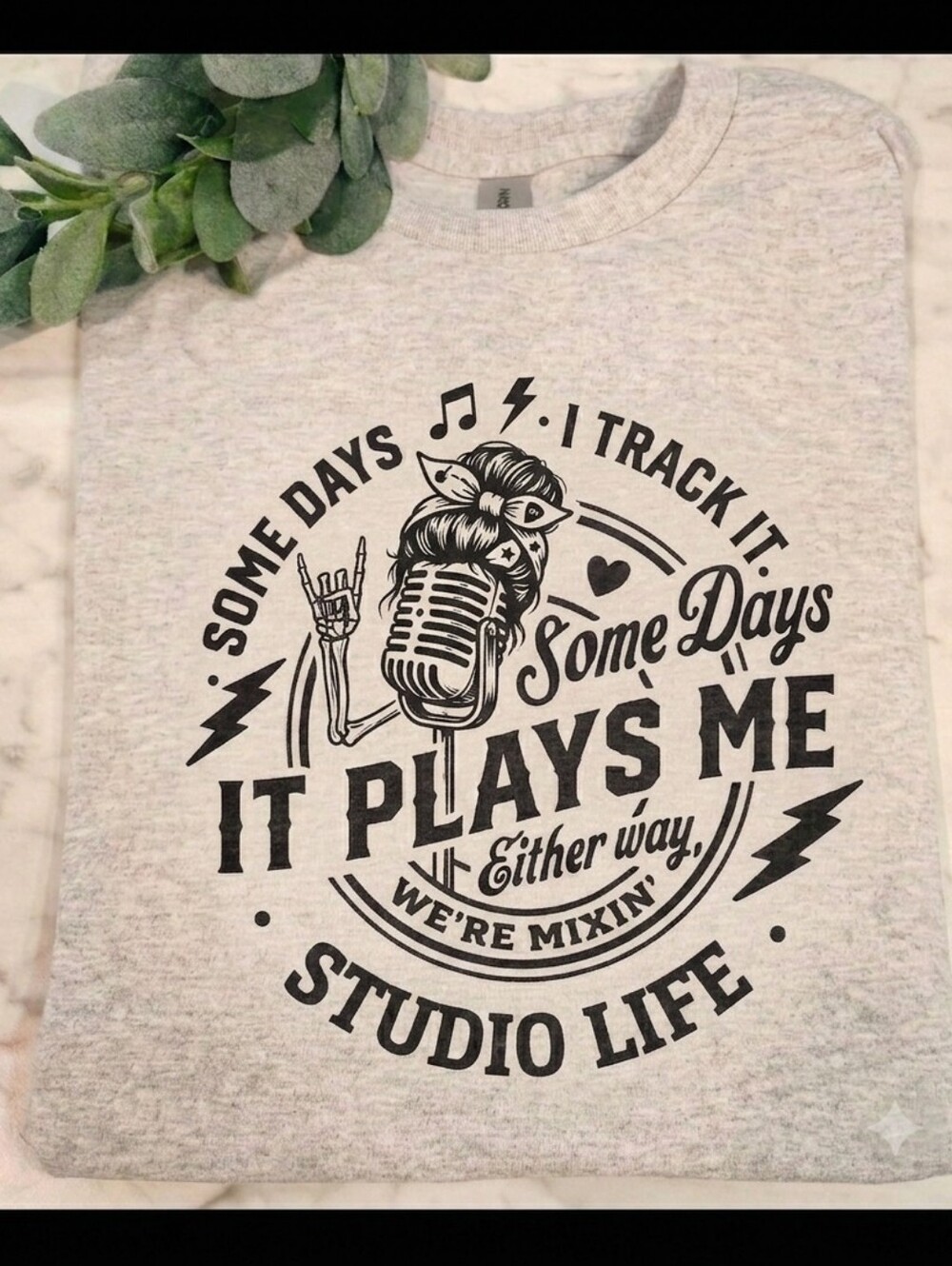 Studio Life Short Sleeve shirt cute popular Dj Music